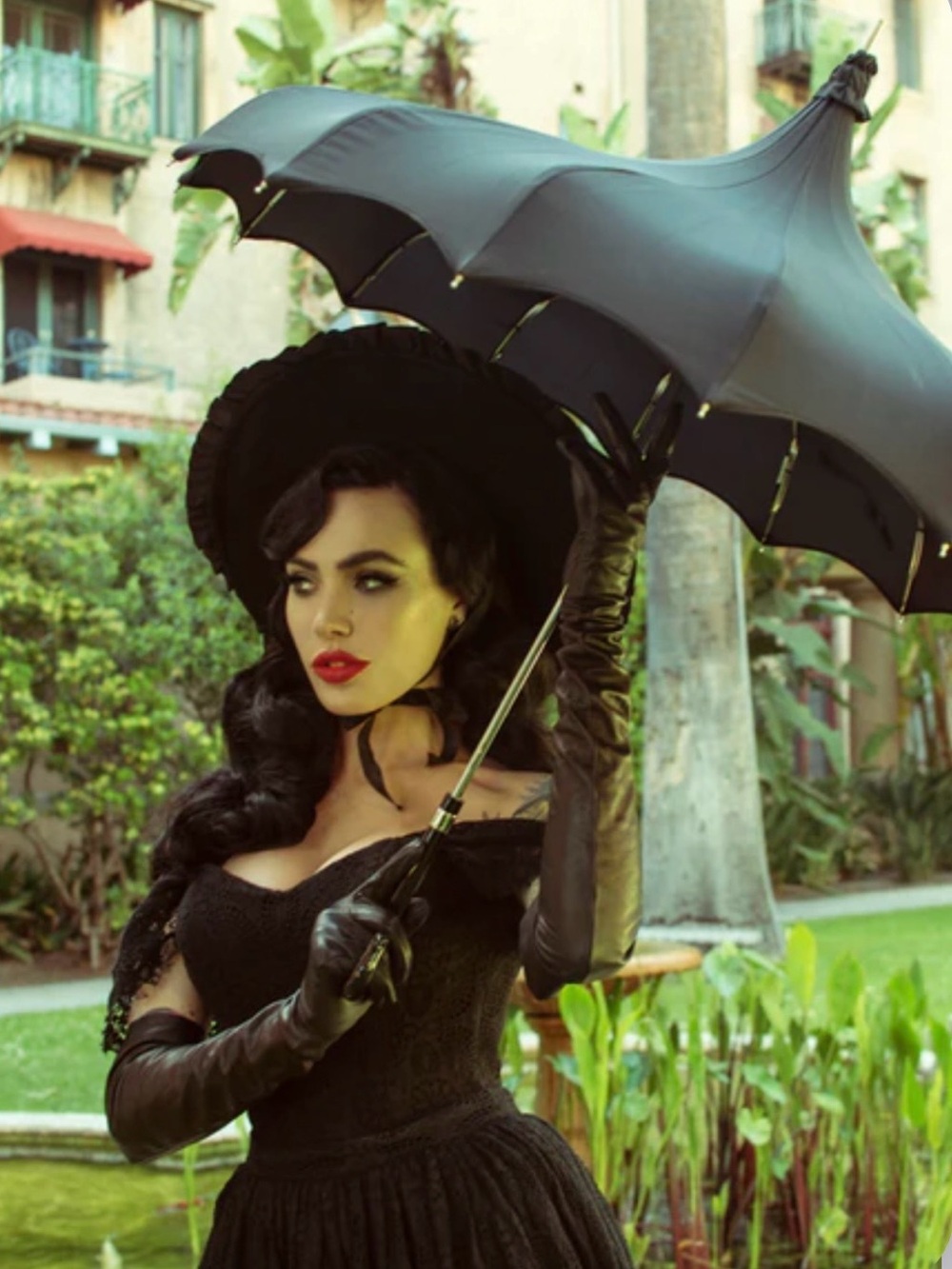 La Femme En Noir XS - Picture 2 of 6